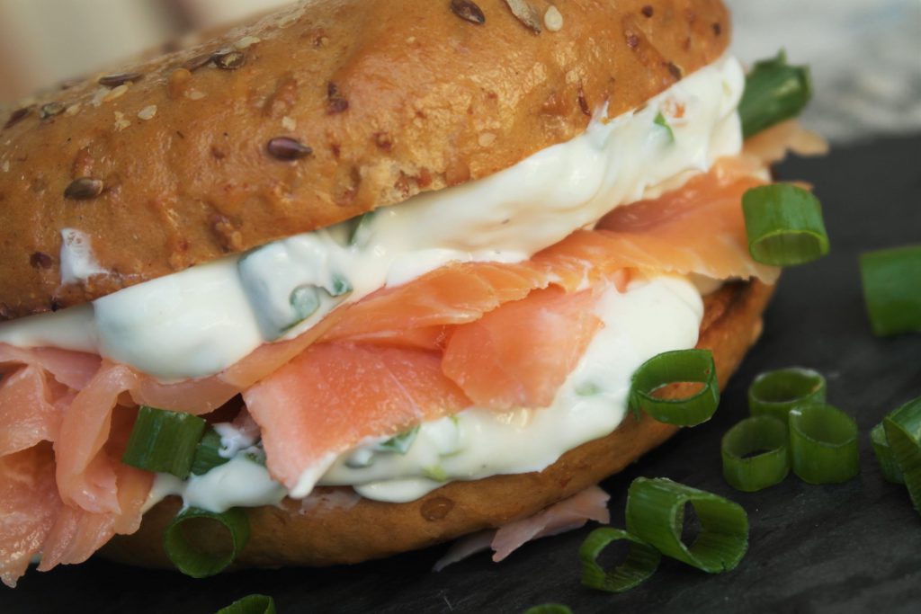 Bagel mit Lachs wie in New York City (Rezept) - FoodLoaf