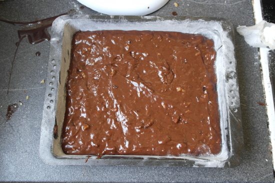 Brownies mit Datteln und Walnüssen + Rezeptvideo! - FoodLoaf